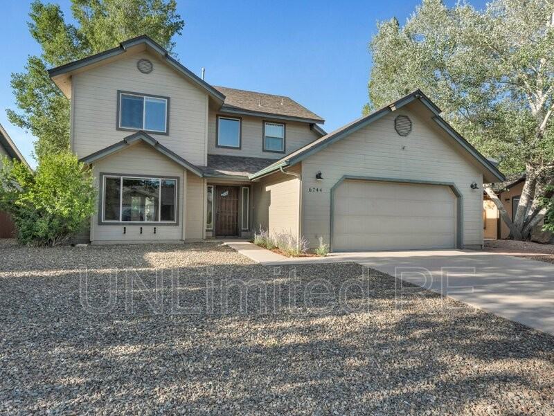 6744 E Anazazi Dr - Photo 3 of 26