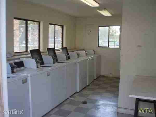 Oak hill rd and Culebra rd - Photo 2 of 10