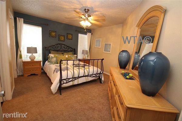 Henderson Pass and Canyon Ledge st. - Photo 3 of 10