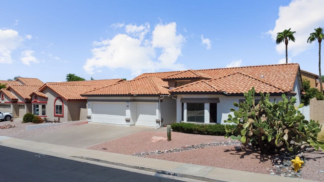 6246 E Star Valley St - Photo 2 of 34