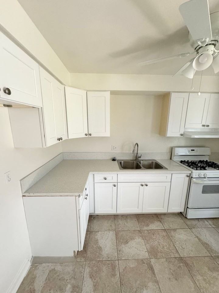 Madison - Photo 4 of 14