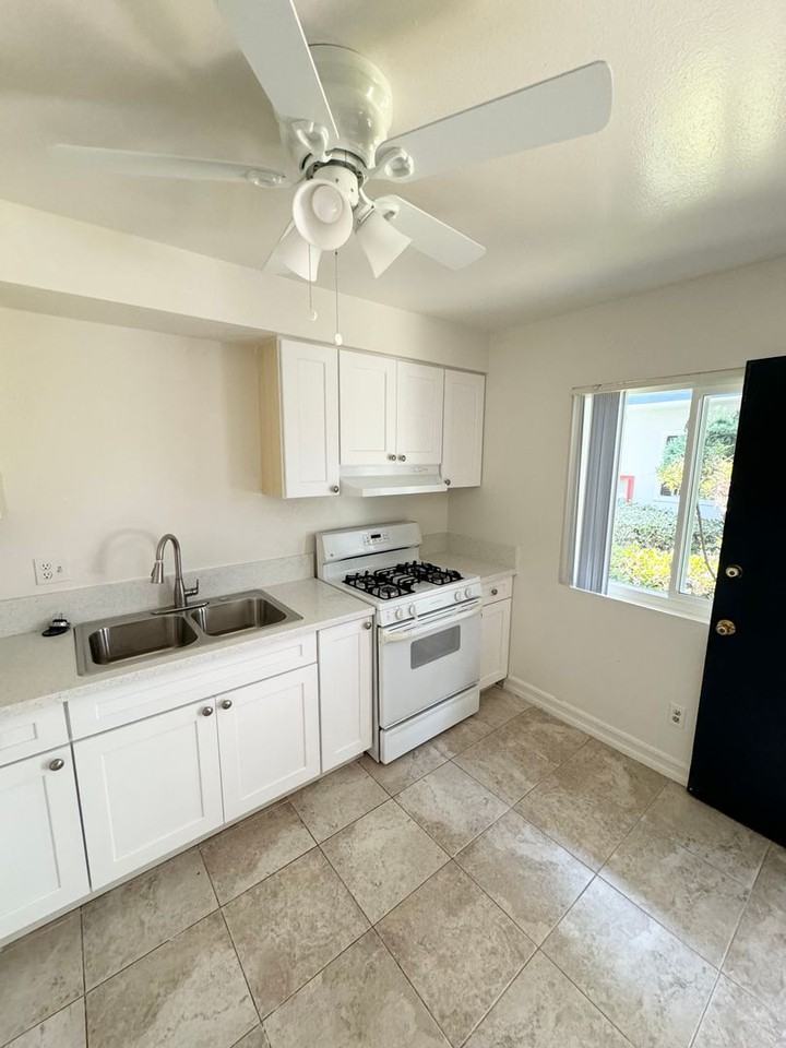 Madison - Photo 5 of 14