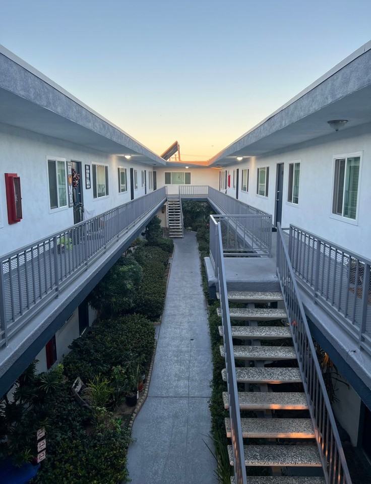 Madison - Photo 2 of 29