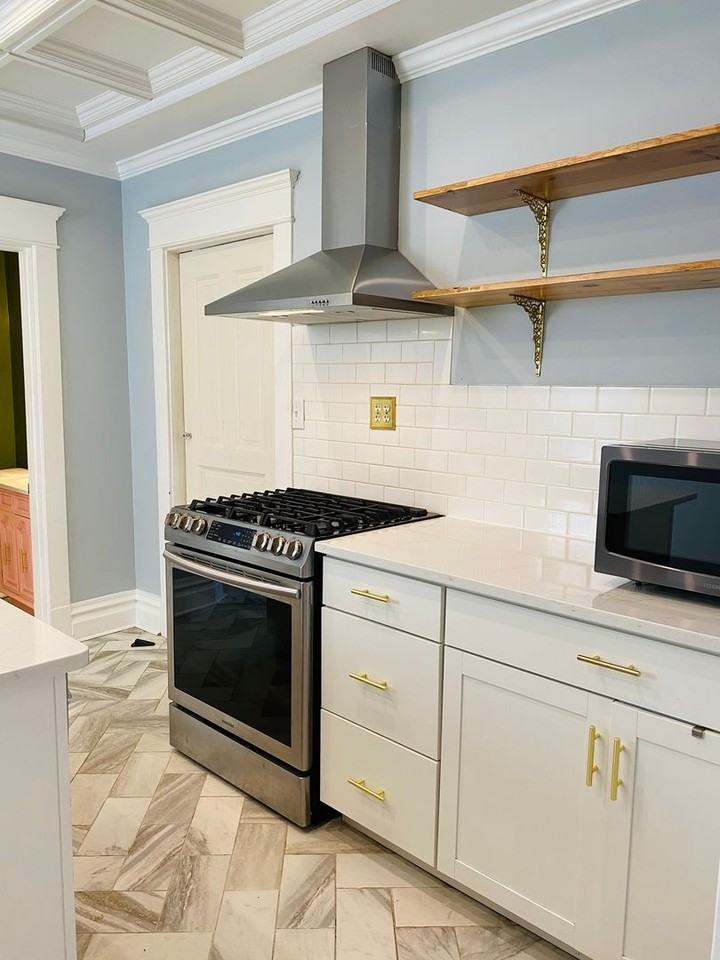 507 2nd St - Photo 3 of 14