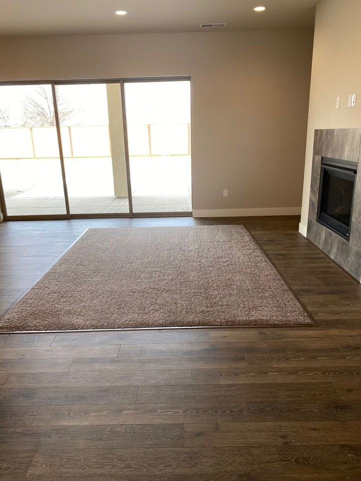 142 Snowy Plover Way - Photo 2 of 14