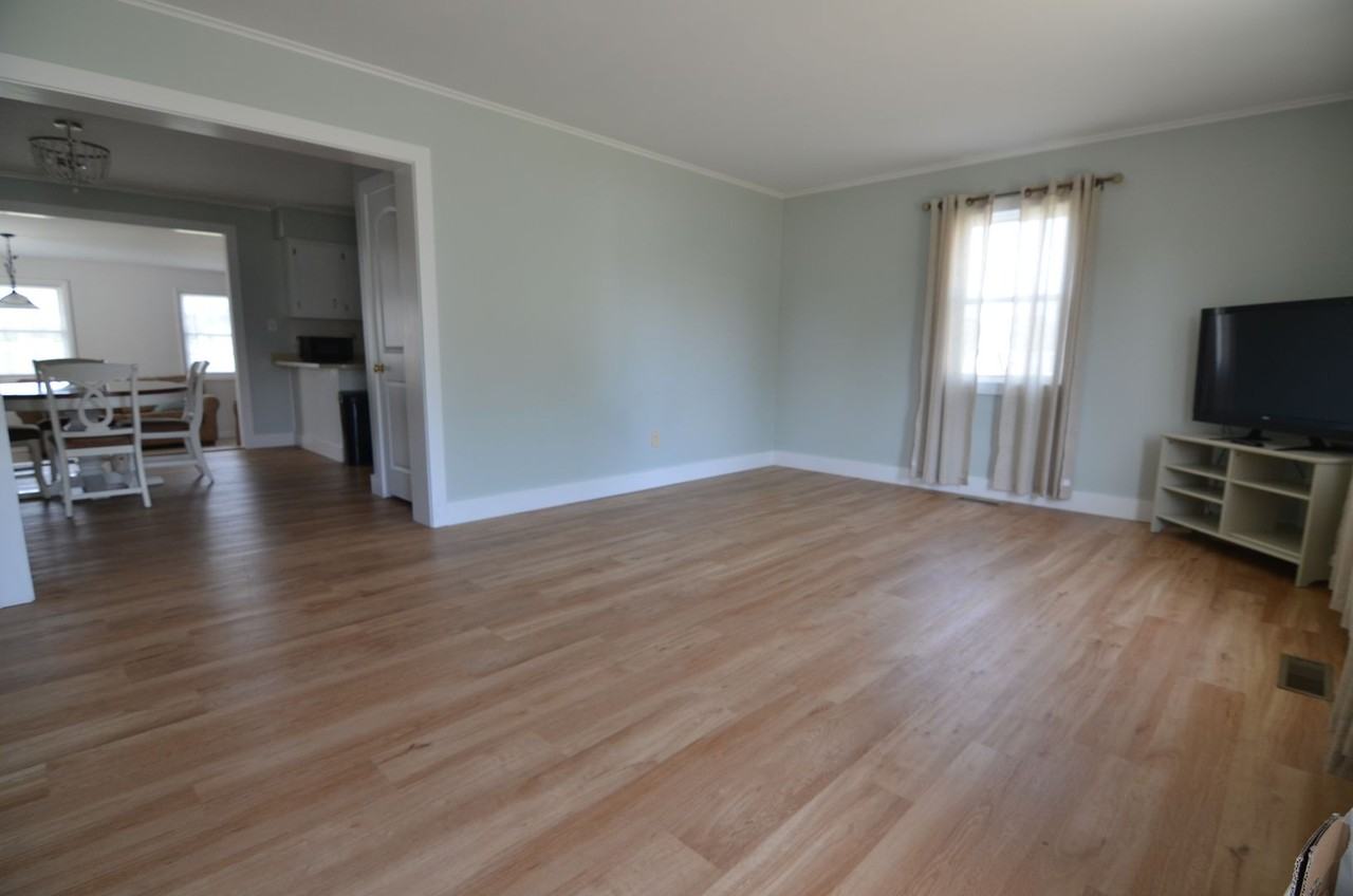 38788 Bayview W - Photo 2 of 22
