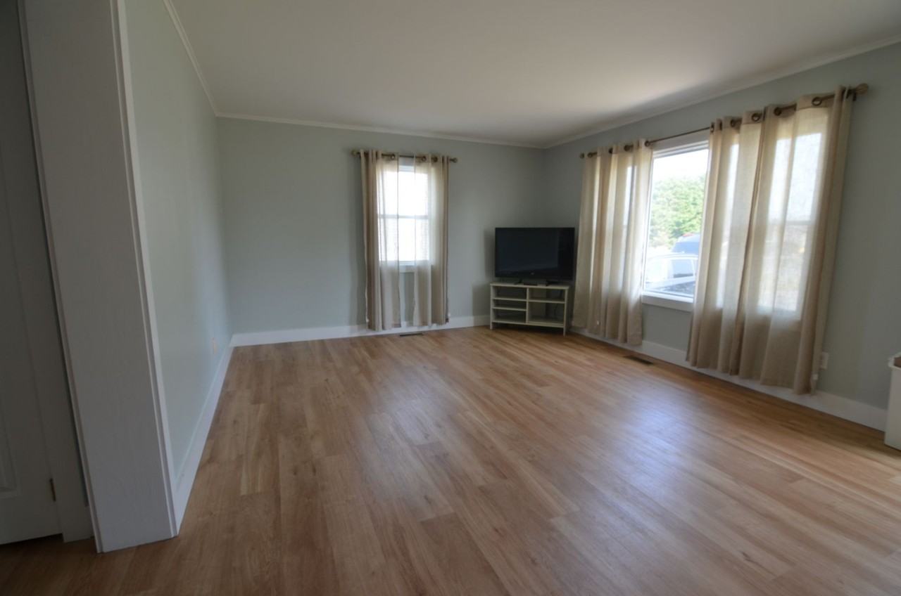 38788 Bayview W - Photo 3 of 22