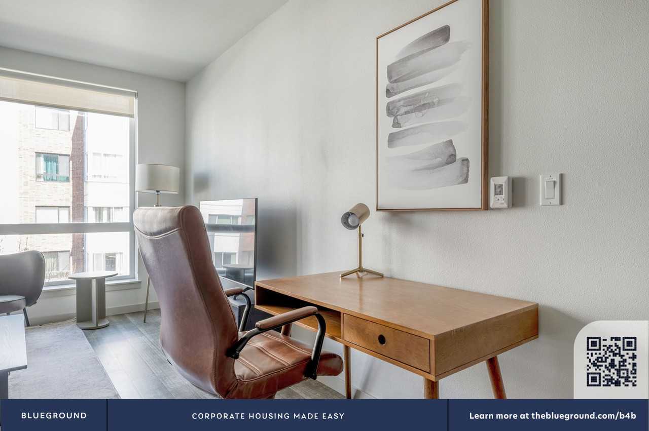 123 Broadway - Photo 6 of 105