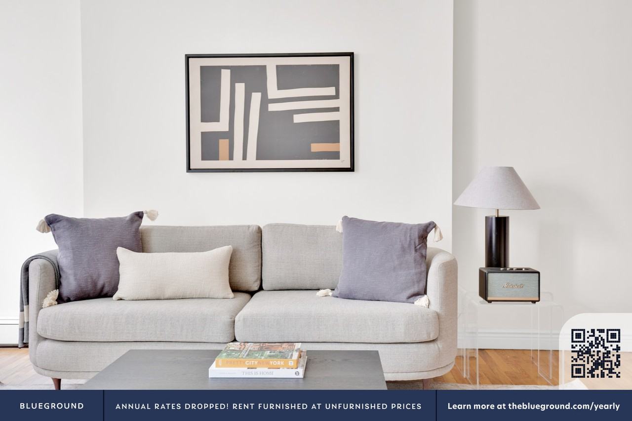 302 8th Ave #739 - Photo 3 of 29