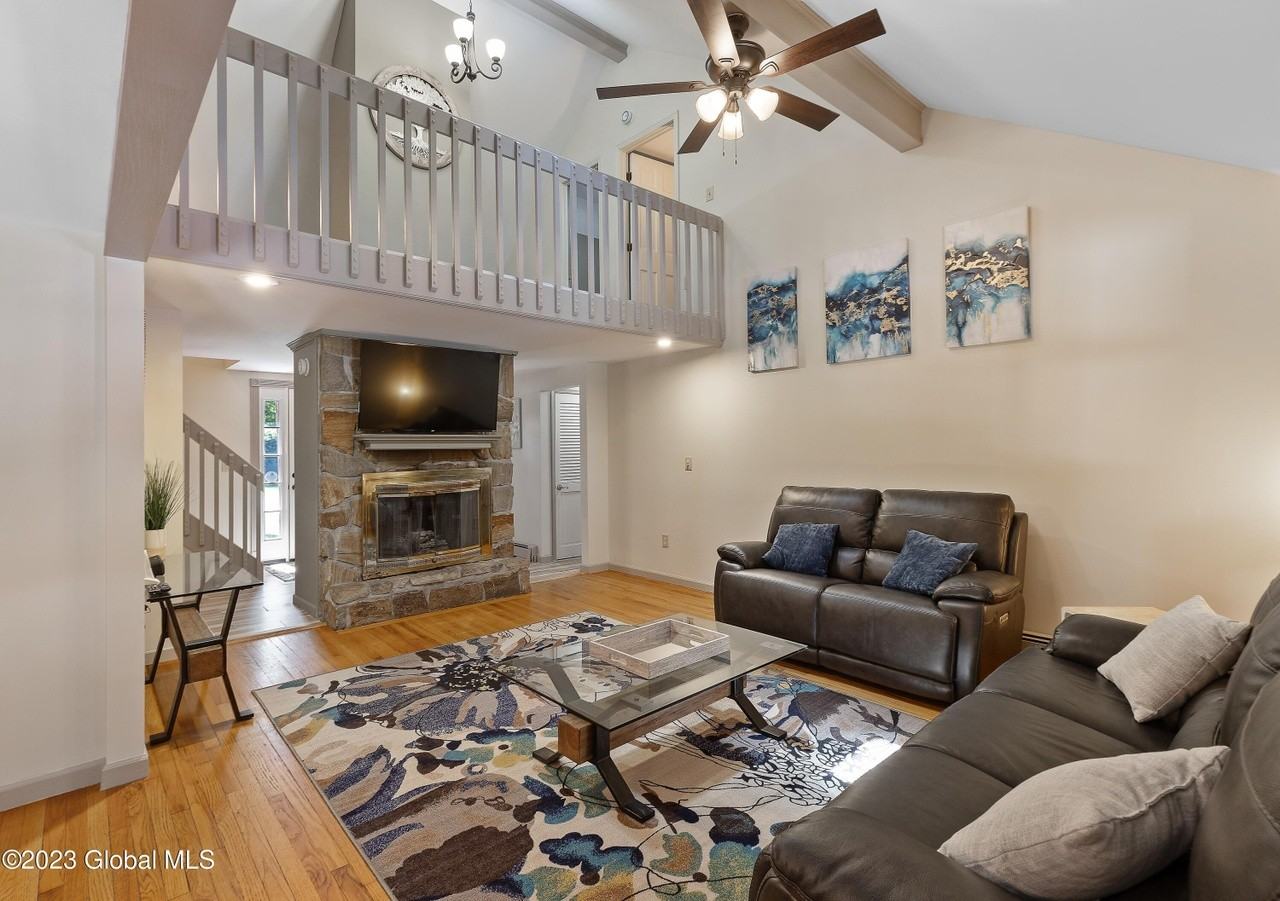 219 Aviation Rd #NA - Photo 3 of 33