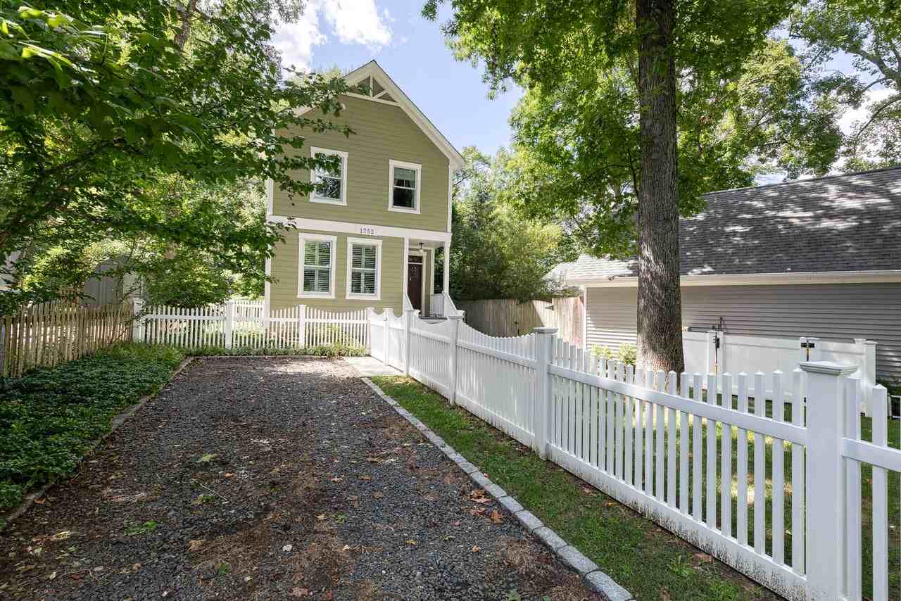 1752 Meadow Trl #NA - Photo 2 of 39