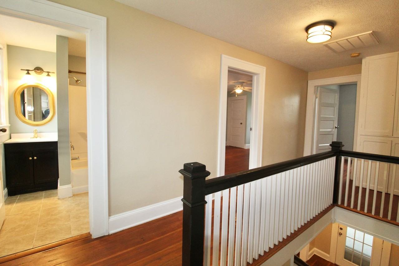 650 S Mason St - Photo 3 of 22