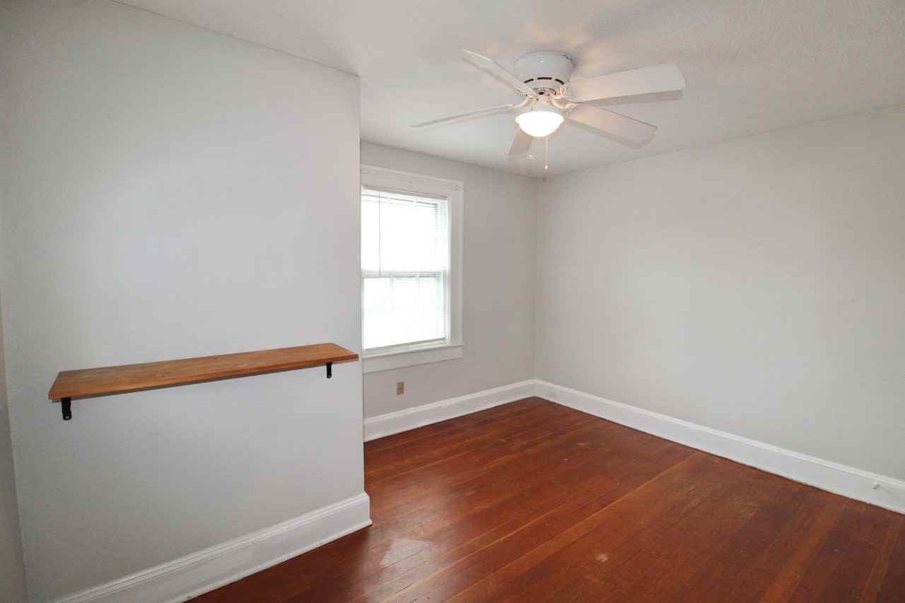 650 S Mason St - Photo 7 of 22