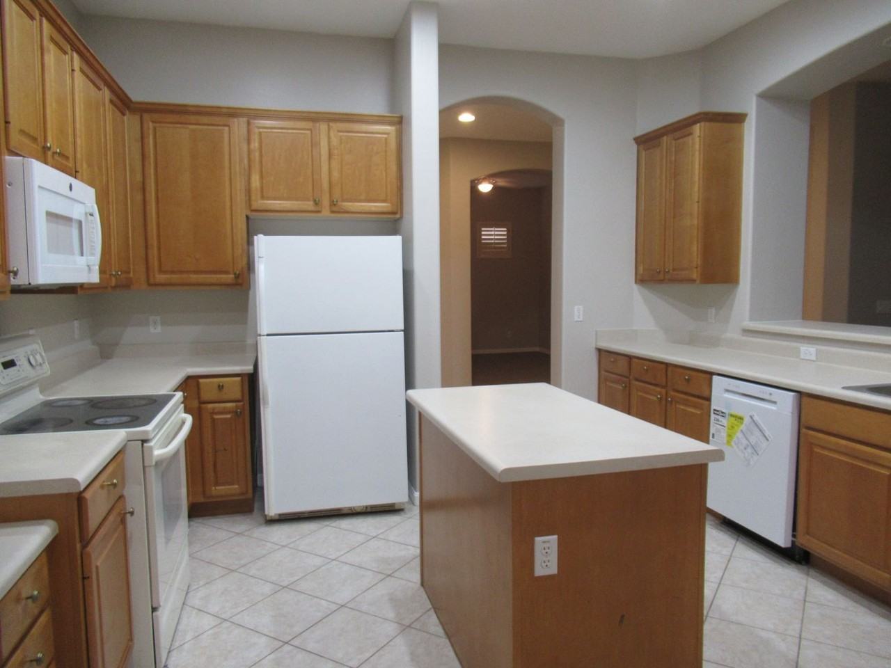 860 W Oriole Way - Photo 4 of 18