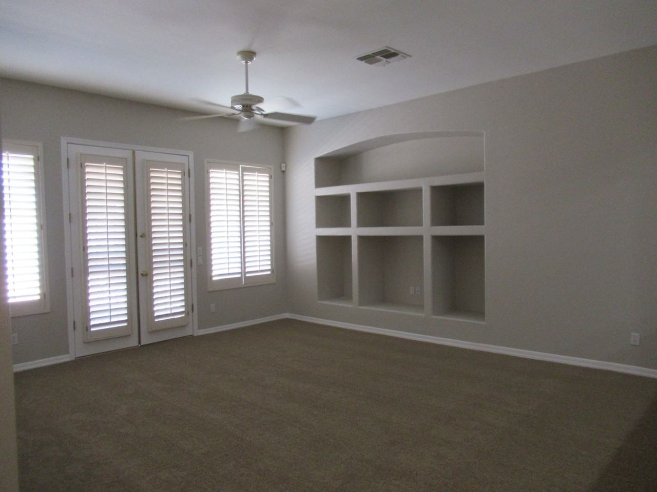 860 W Oriole Way - Photo 5 of 18