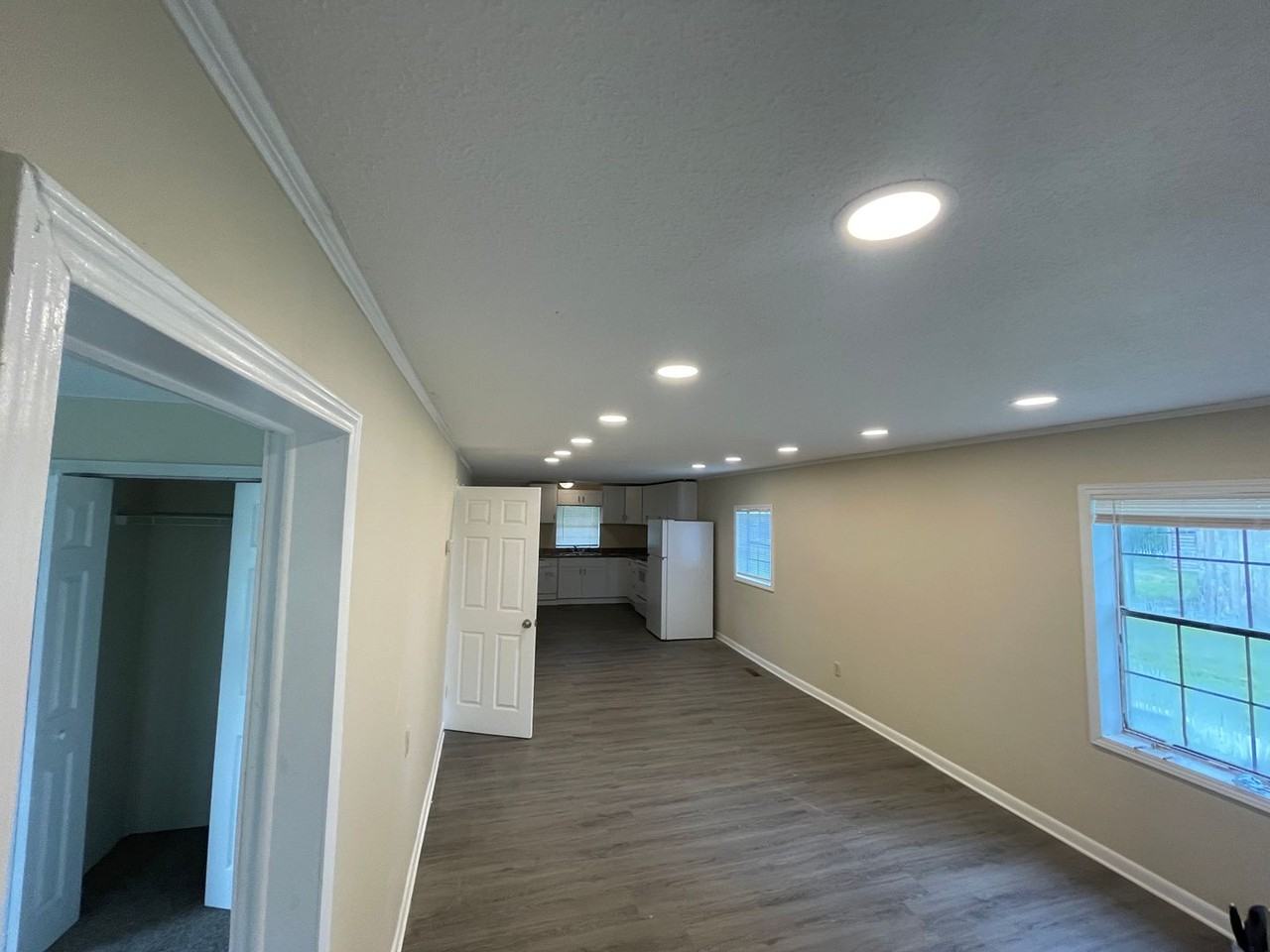 5367 Arkadelphia Rd - Photo 3 of 8