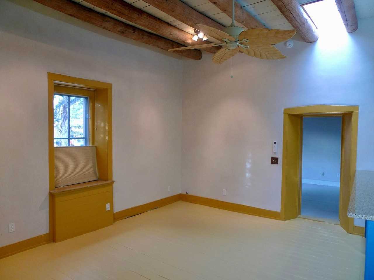 573 W San Francisco St #A - Photo 3 of 13