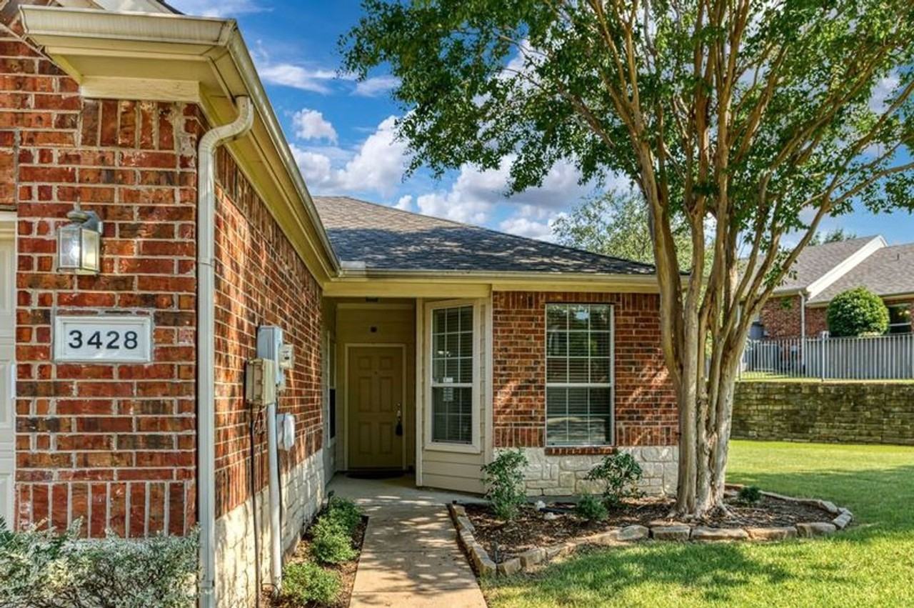 3428 Paisano Trl - Photo 2 of 35