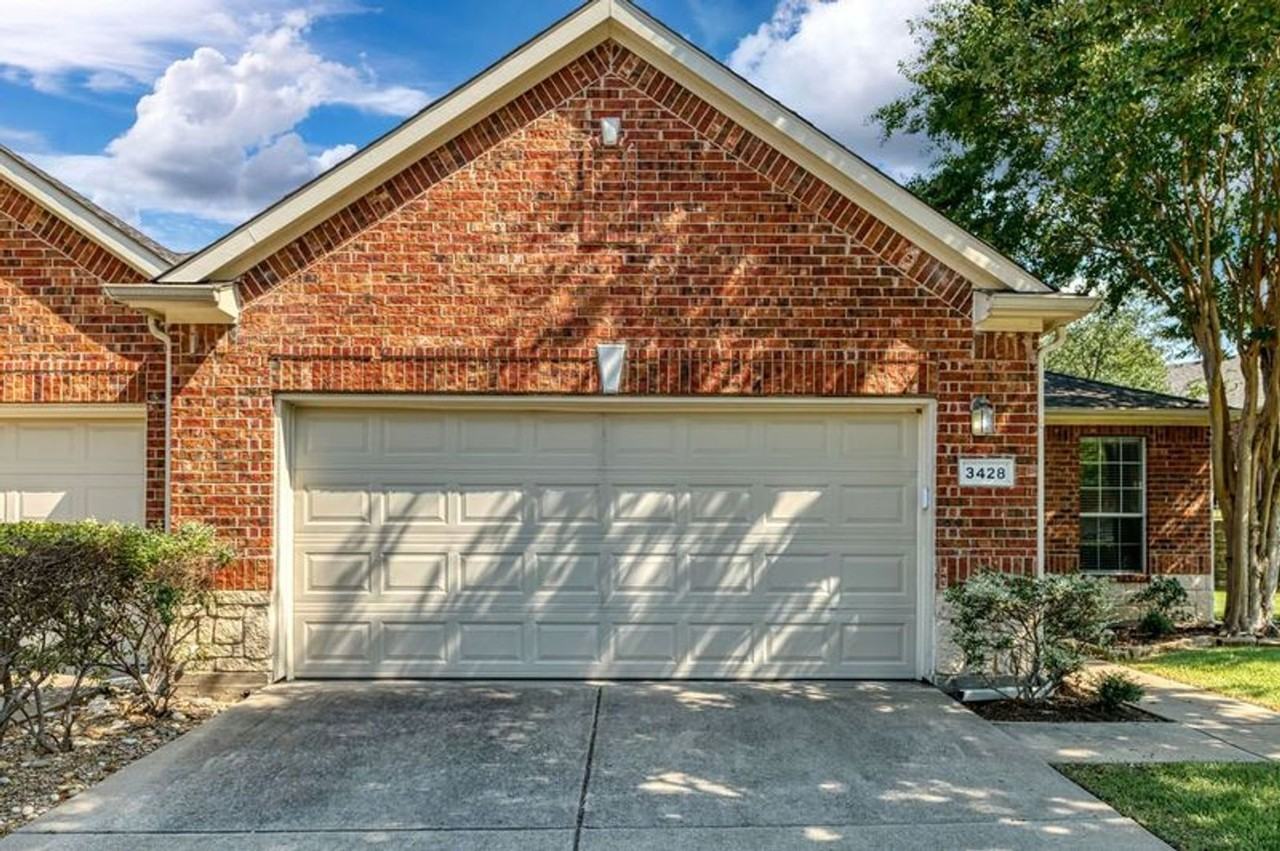 3428 Paisano Trl - Photo 3 of 35