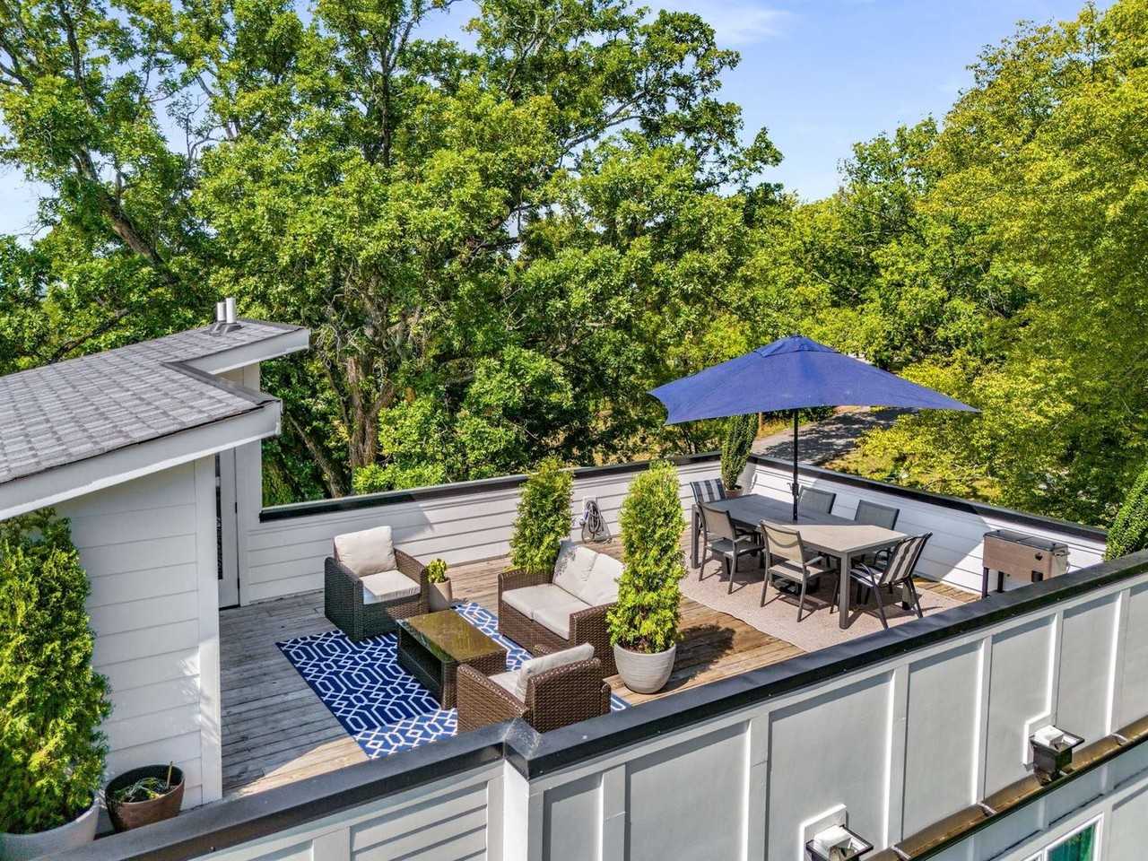 3208B Resha Ln - Photo 3 of 29