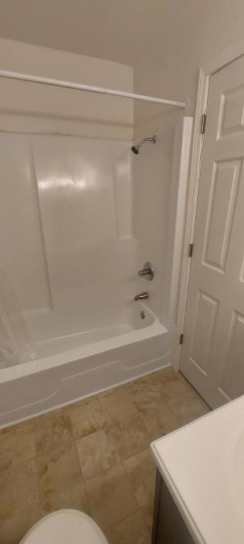 9015 Midway Dr - Photo 6 of 16
