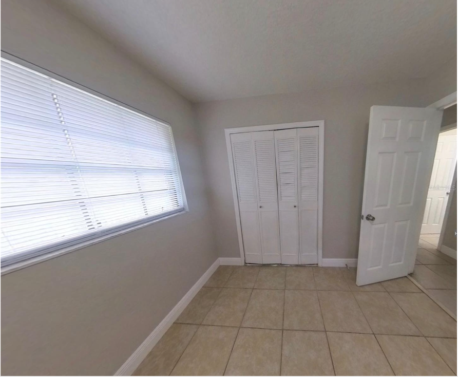 210 N Lone Oak Dr - Photo 7 of 8