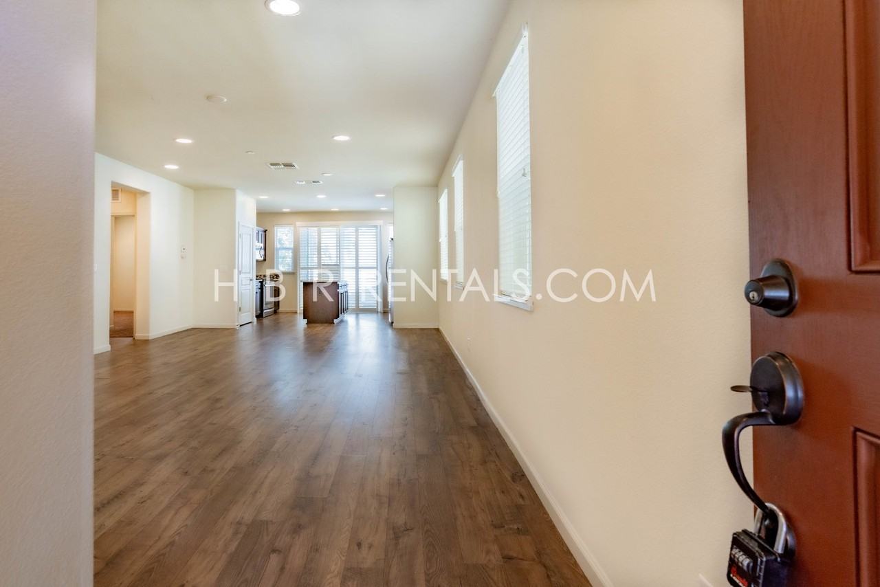 1653 Union Ln - Photo 7 of 37