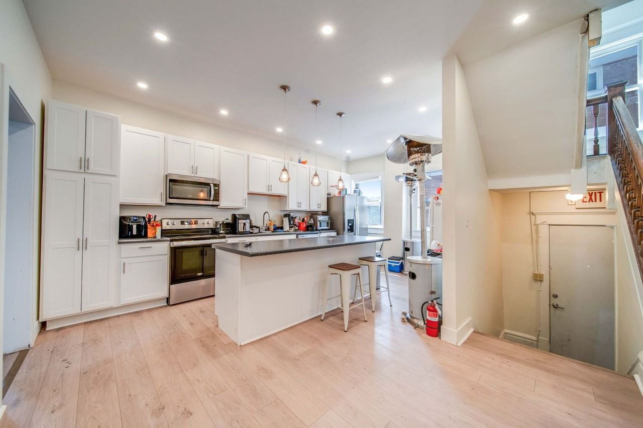 205 E 14th Ave - Photo 6 of 50
