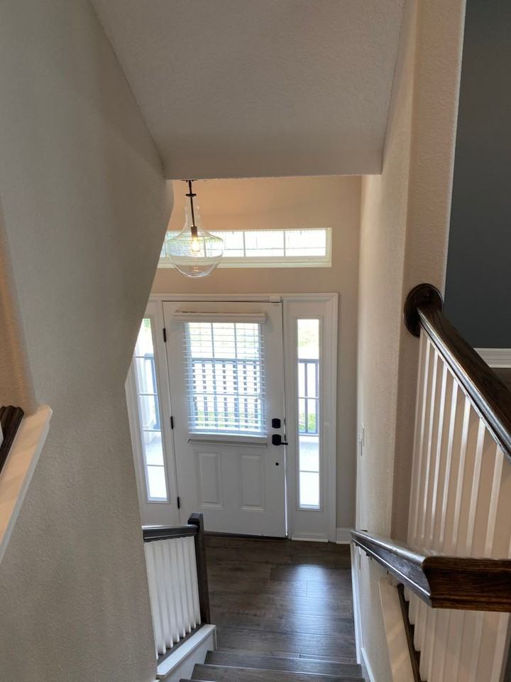 1061 Clifton Springs Ln - Photo 6 of 39