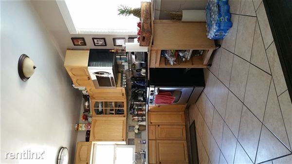 120 E Barclay St - Photo 3 of 20