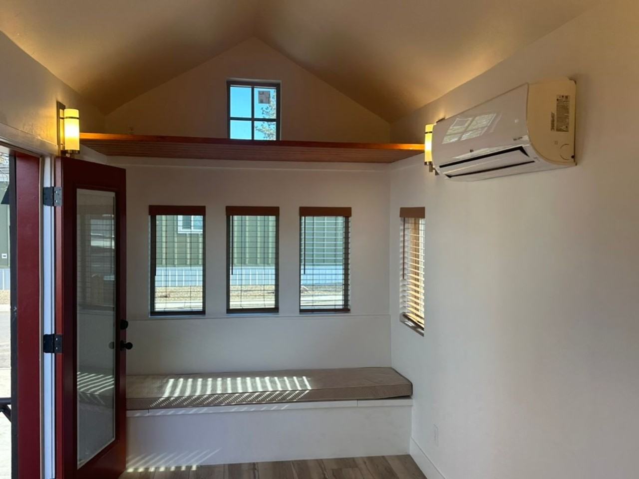 1411 N 4th St - Photo 4 of 11