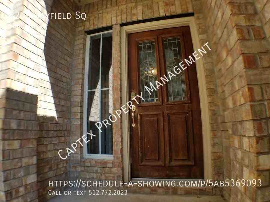 2208 Hayfield Square - Photo 4 of 31