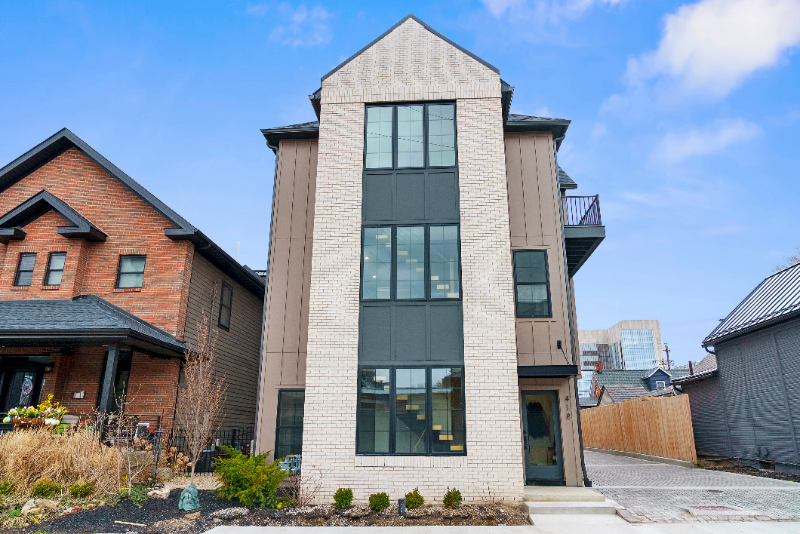 422 Jackson St - Photo 2 of 19