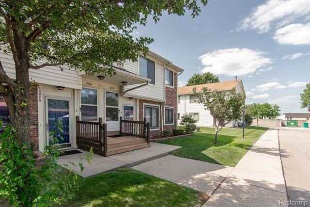 15820 Orchard Ln - Photo 3 of 20