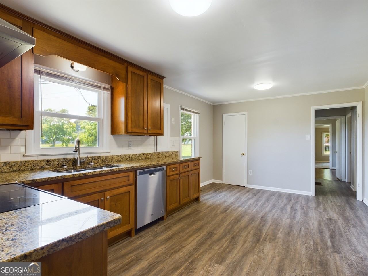 2300 Old Bishop Rd - Photo 2 of 15