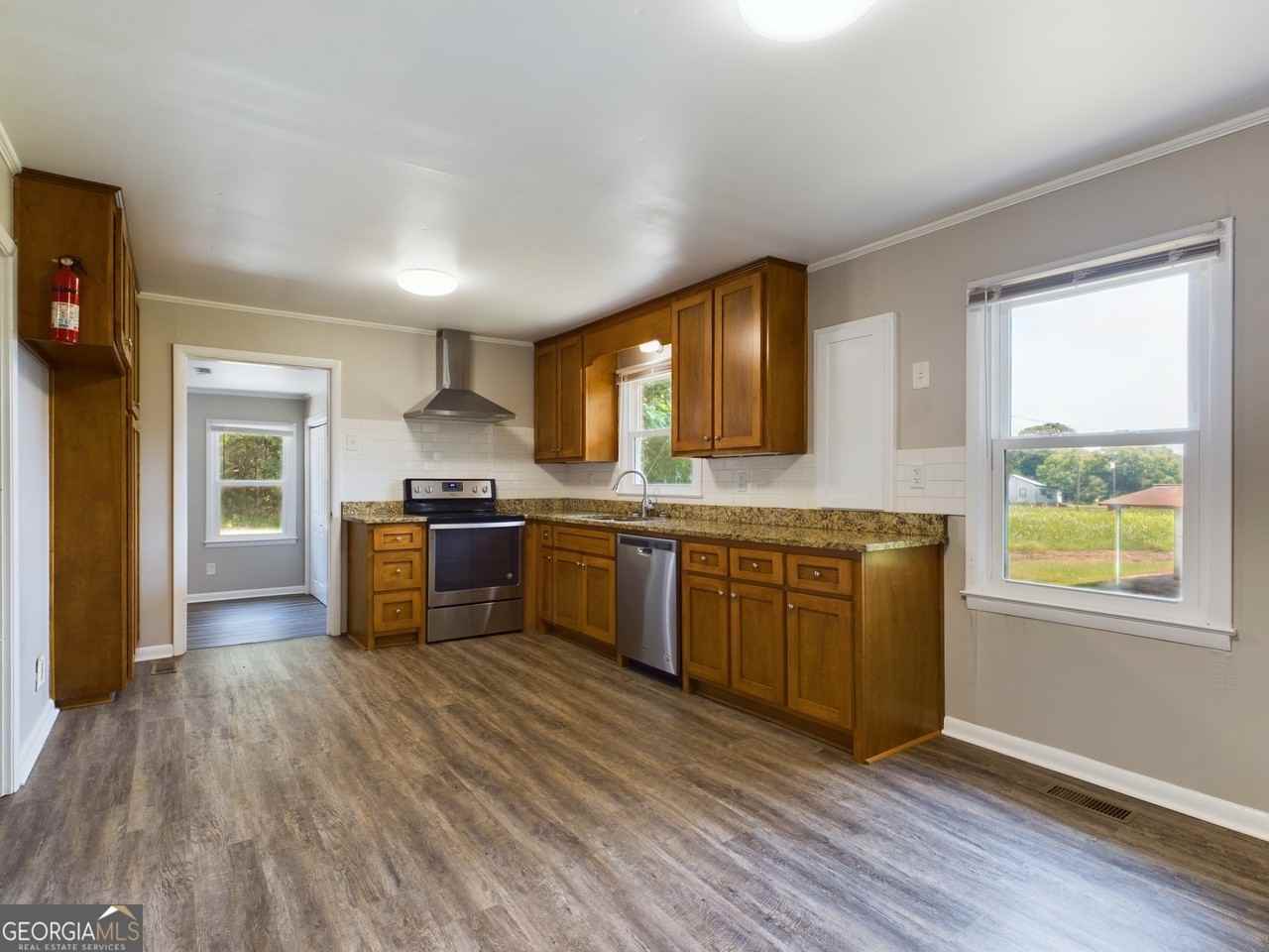 2300 Old Bishop Rd - Photo 3 of 15