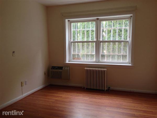 Wellington Condominium - Photo 2 of 12