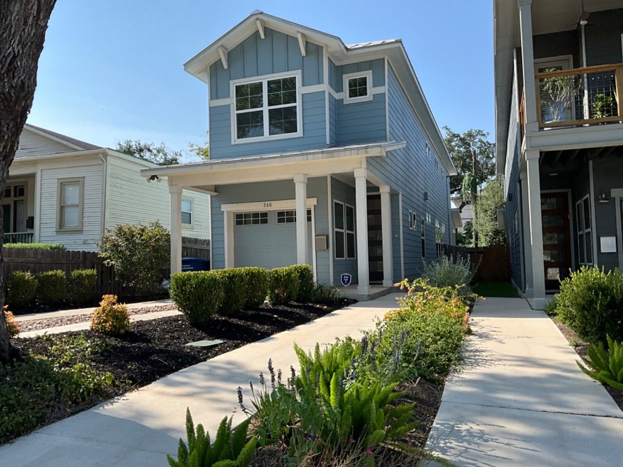 348 Claremont Ave - Photo 3 of 44