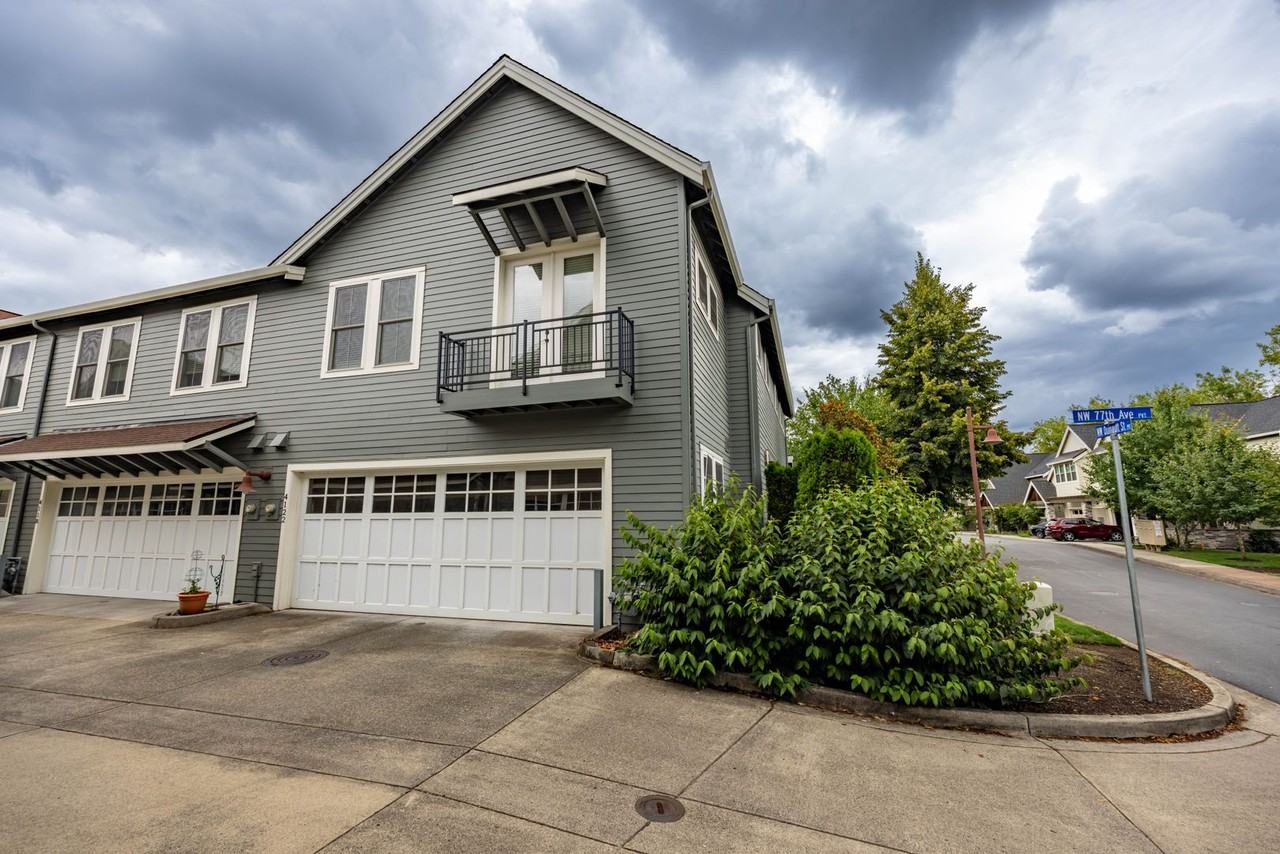 4122 Nw 77th Ave - Photo 3 of 29