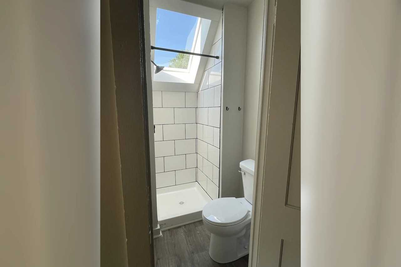 205 E Briggs Ave Apt 2 - Photo 2 of 7