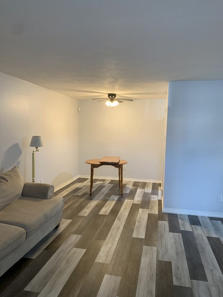 148 Conway Drive #111 - Photo 3 of 12