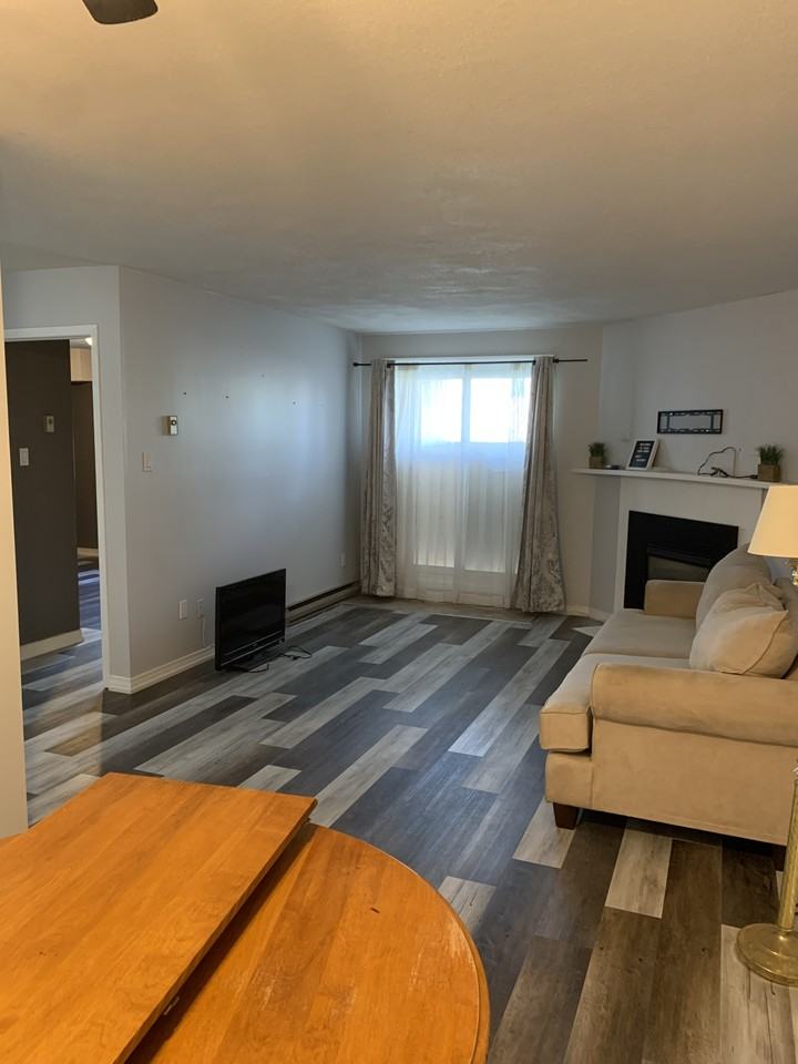 148 Conway Drive #111 - Photo 2 of 12
