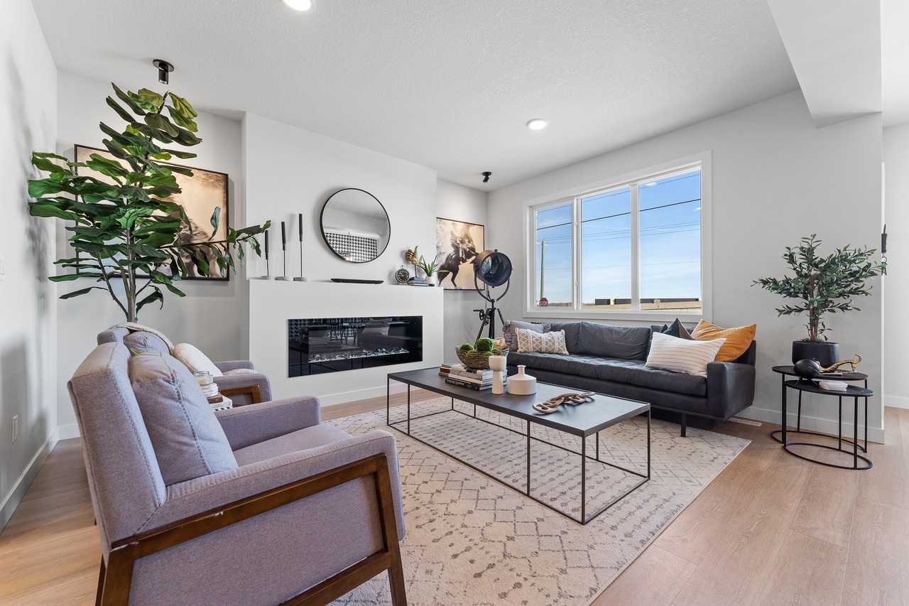 1 Claystone Way - Photo 2 of 36