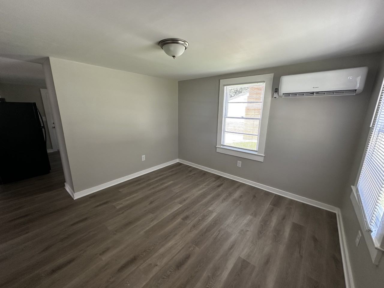 204 Bookington Dr - Photo 2 of 28