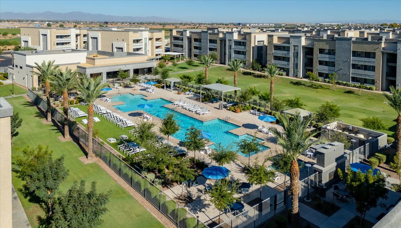 Acero at Algodon Center - Photo 2 of 30