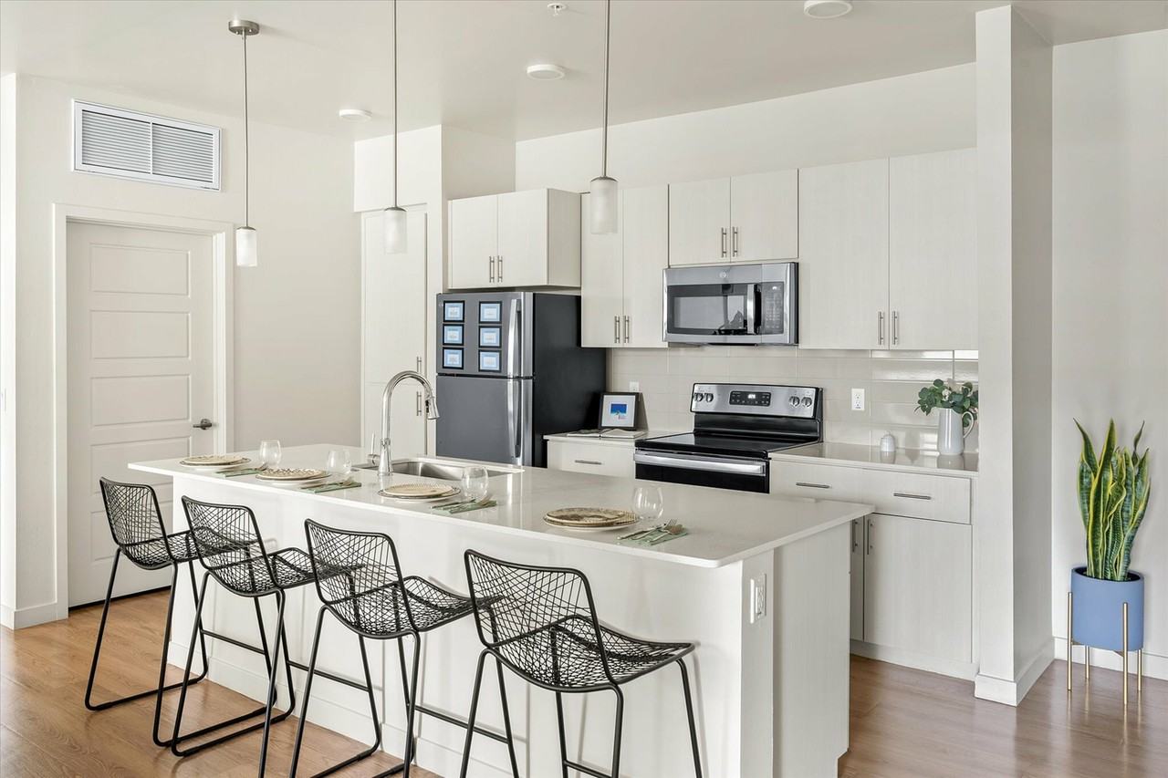 Acero at Algodon Center - Photo 4 of 30