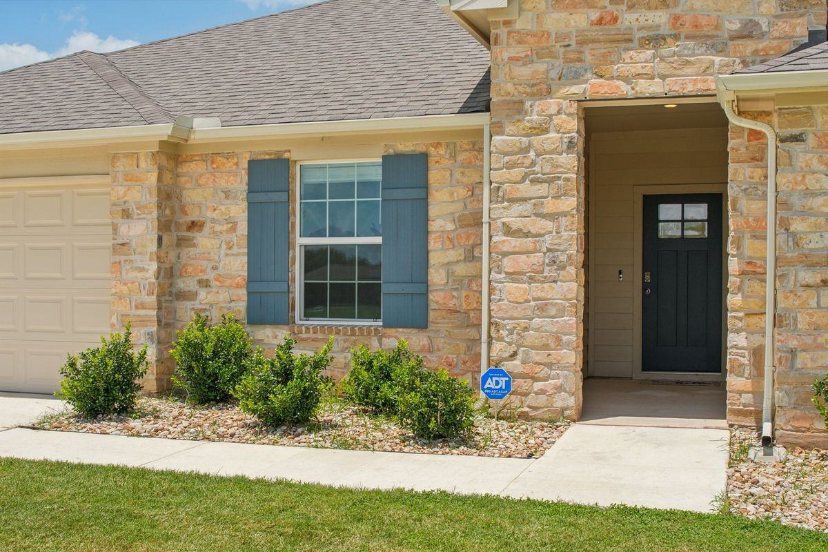 102 Egret Dr - Photo 3 of 22