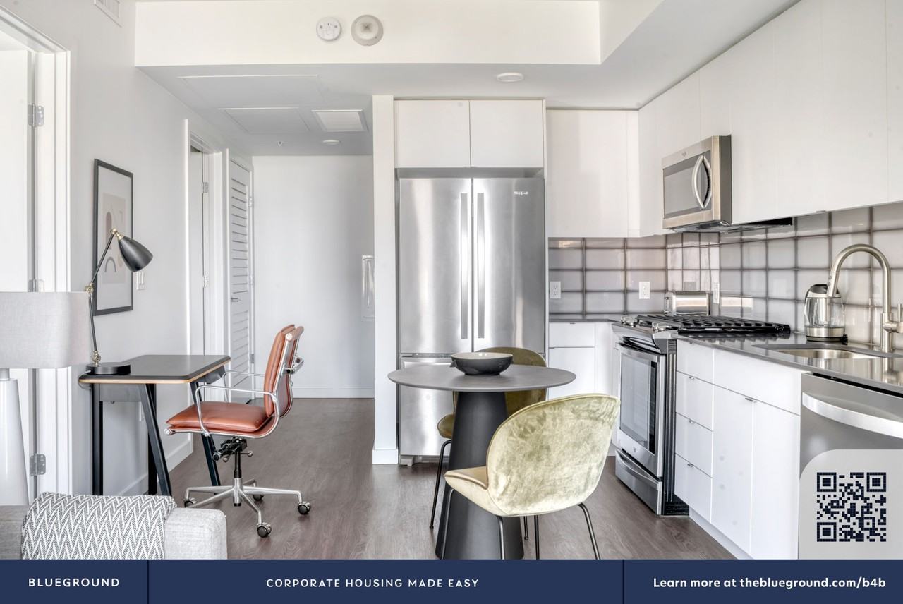 702 Spring St #452 - Photo 6 of 37