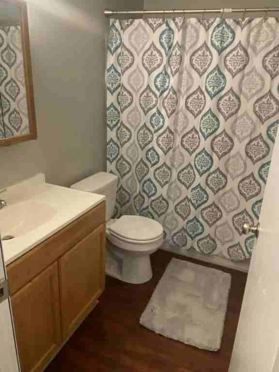 2115 Kenyon St - Photo 7 of 11