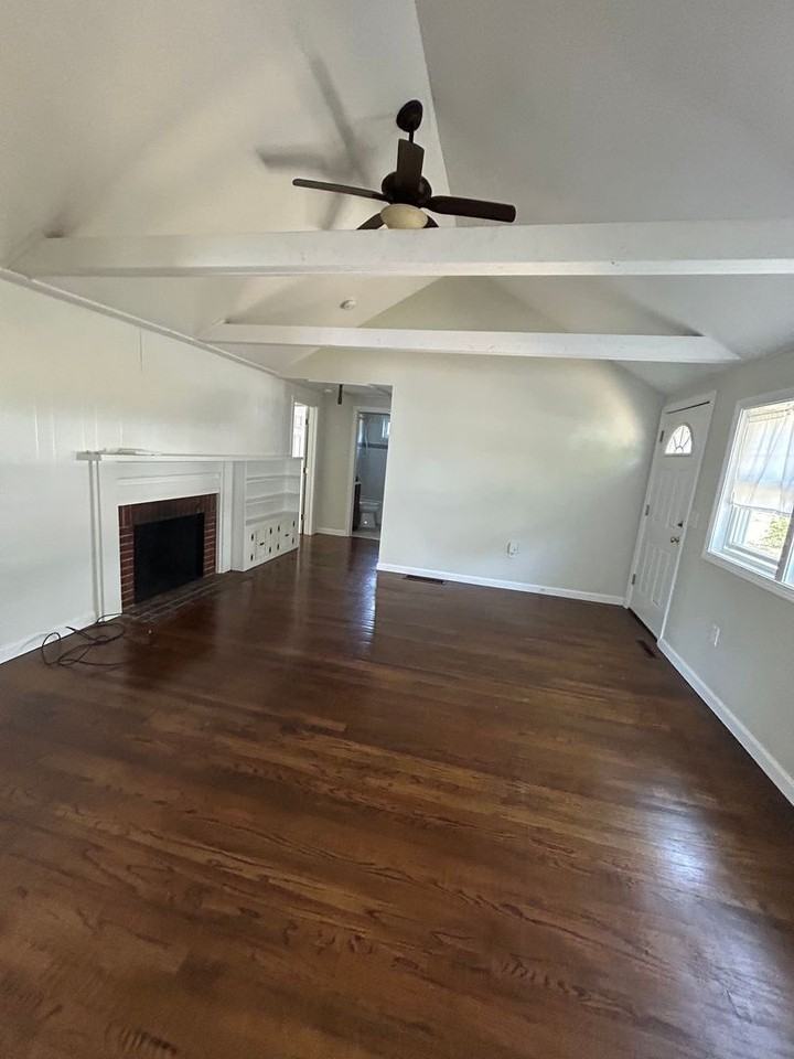 17 Smith St - Photo 3 of 8